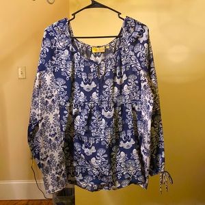Long sleeve, silk business professional shirt
